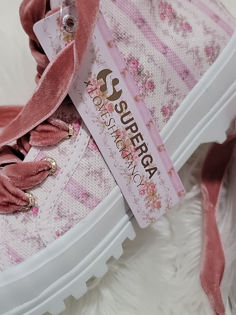 Pink Floral High-Top Sneakers with Velvet Laces - Picture 4 of 12